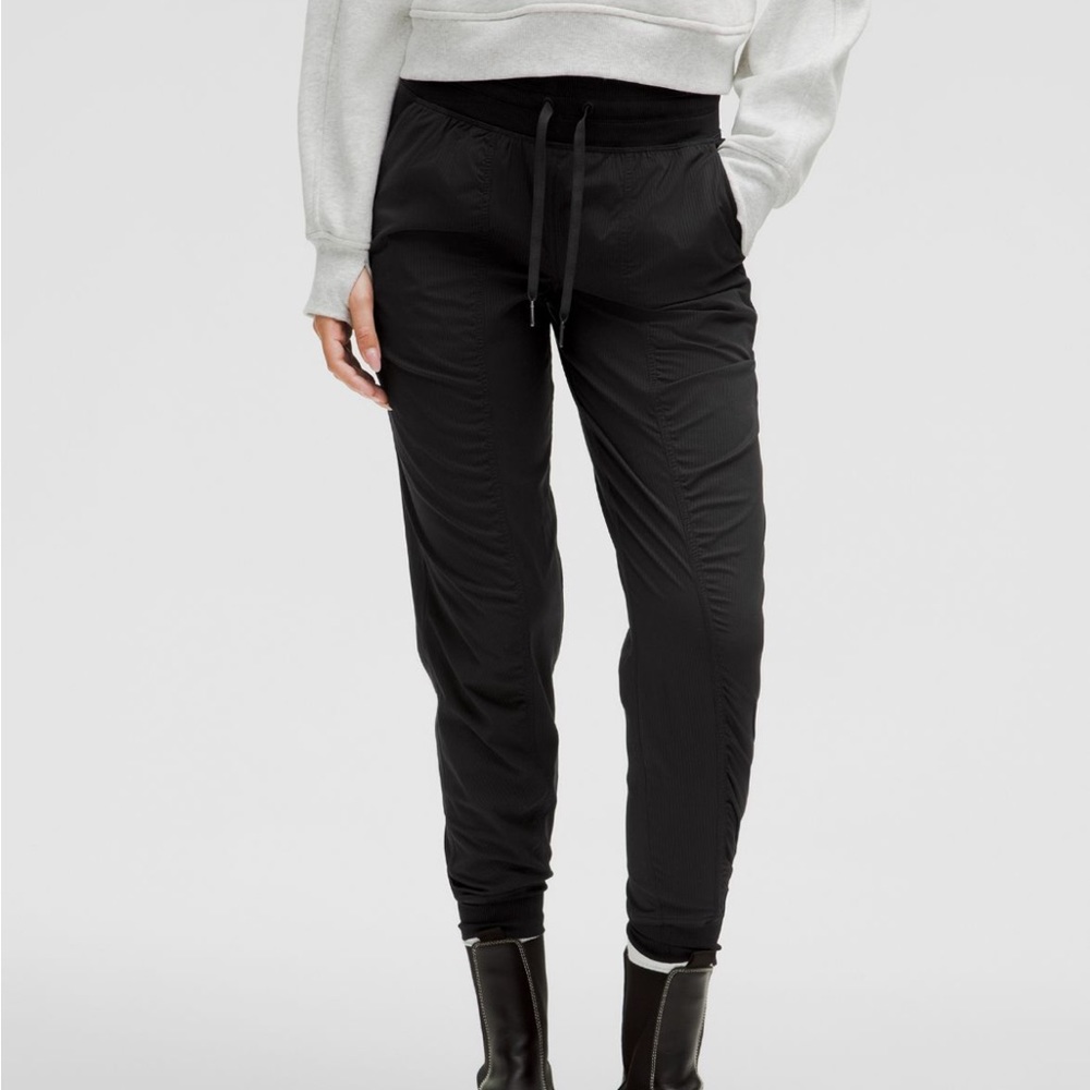 Lululemon Dance Studio Mid-Rise Jogger (8)